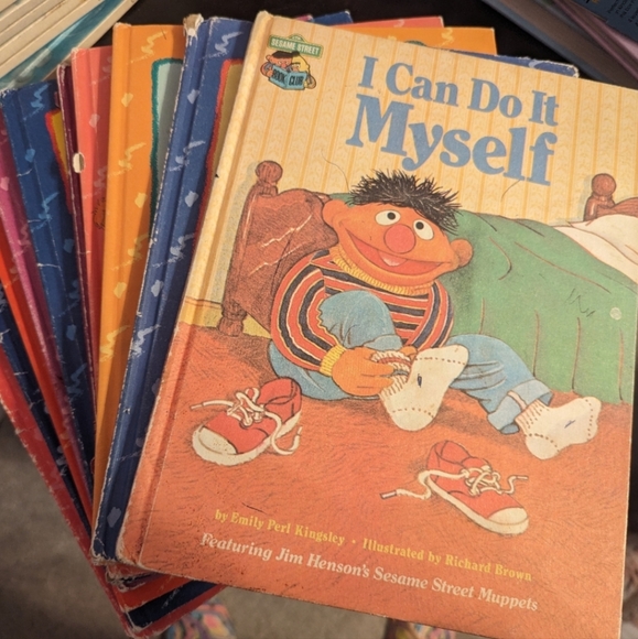 Vintage Sesame Street Books (Total of 25 books) - Picture 2 of 4